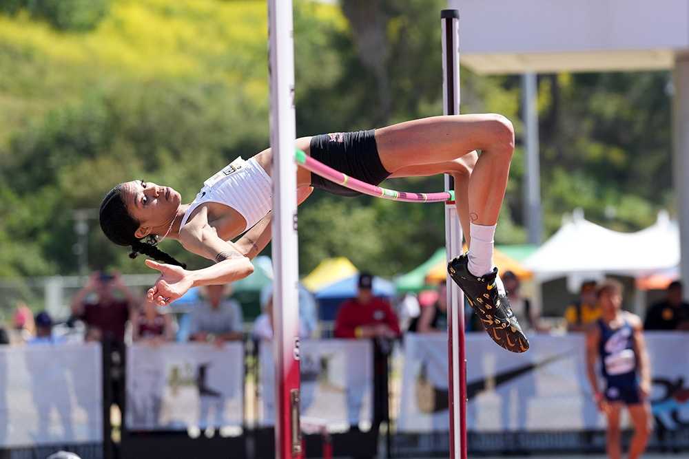 Mt. SAC Women — Rogers Hammering Farther Than Ever - Track & Field News