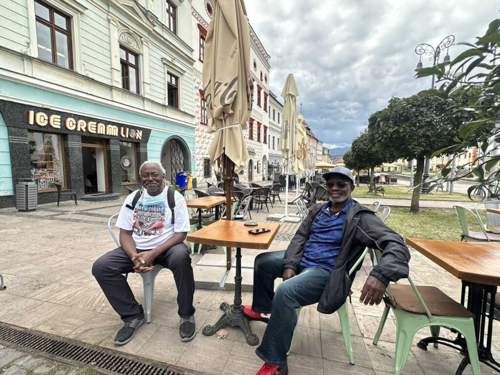David Daniels & Trevor Wills Lunch Stop In Slovakia