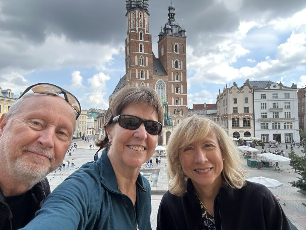 Rory Osborne, Melanie Truan 0& Janet Vitu In Krakow